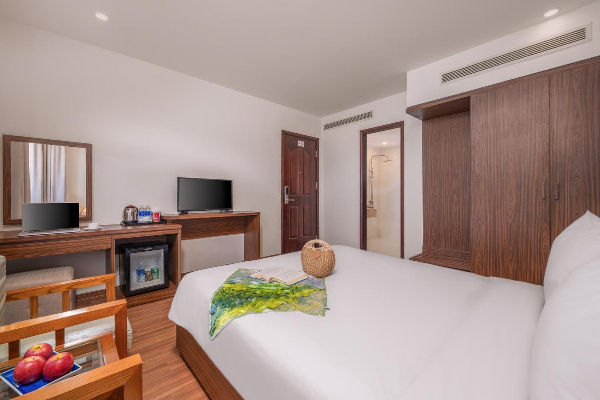 De Lamour Hotel Danang Exterior photo